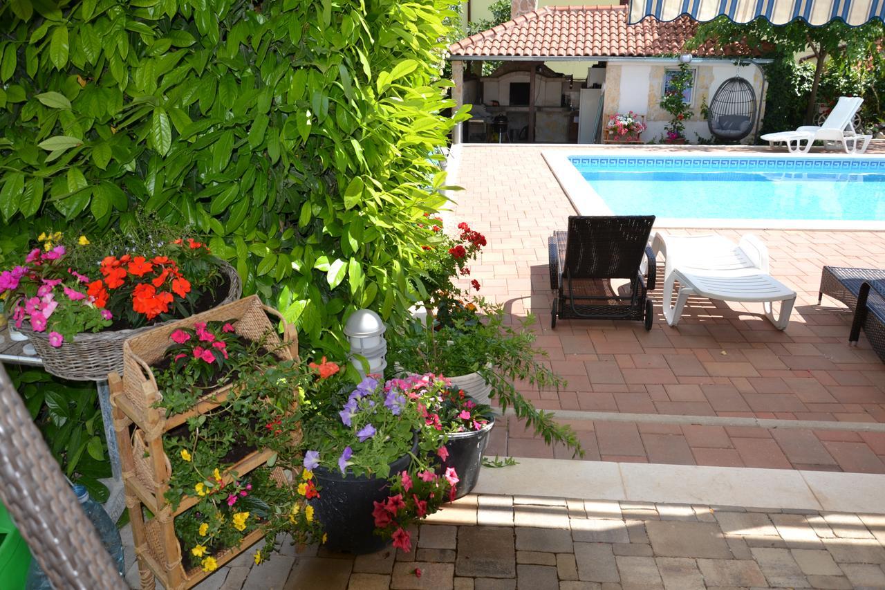 Apartment Mary Trogir Exterior photo