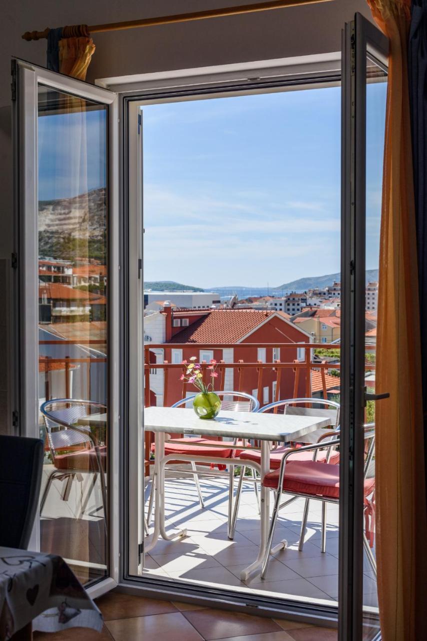 Apartment Mary Trogir Exterior photo