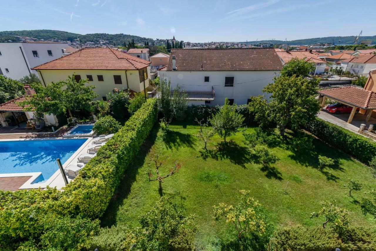 Apartment Mary Trogir Exterior photo